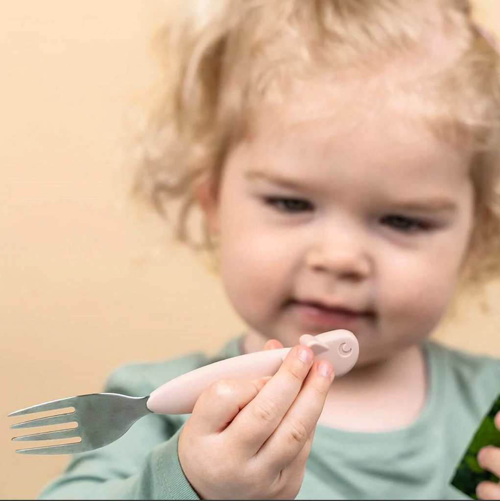 Set de Vajilla Rosa viejo Pekaboo Friends